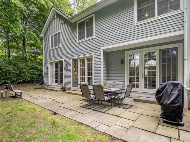 10 Wilton Hills 10, Wilton, CT 06897