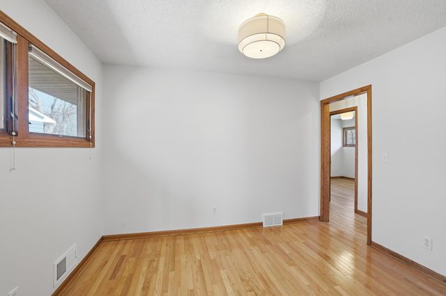 819 9th Avenue, Anoka, MN 55303