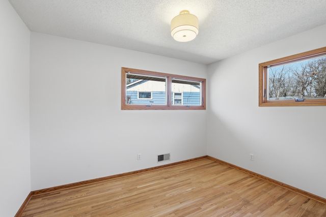 819 9th Avenue, Anoka, MN 55303