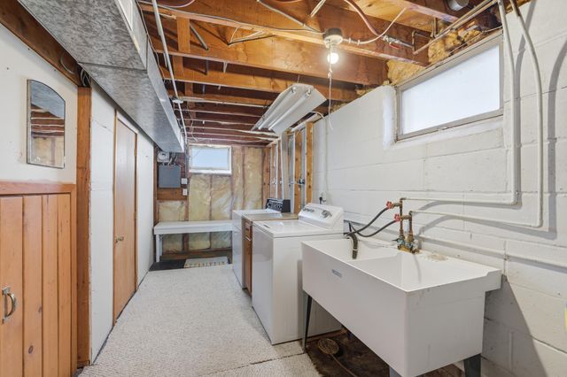 819 9th Avenue, Anoka, MN 55303