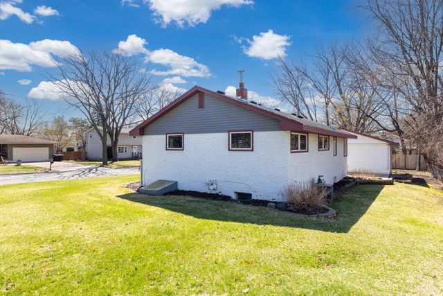 819 9th Avenue, Anoka, MN 55303