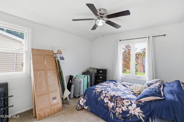 722 Meadow Springs Court, Maumee, OH 43537
