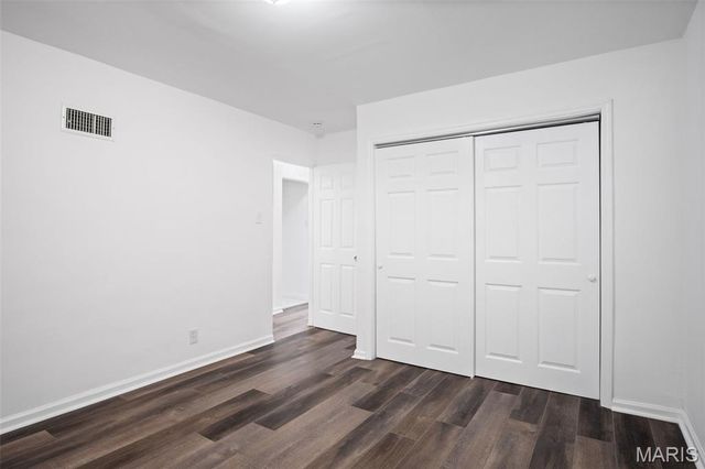 735 Dammert Avenue, Bella Villa, MO 63125