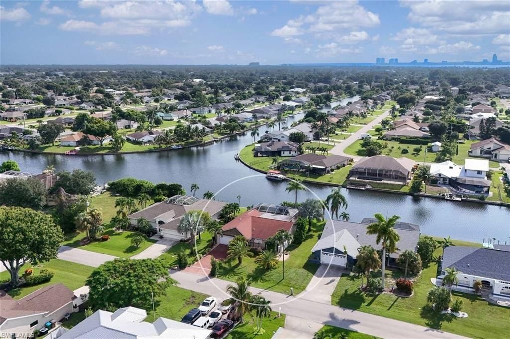 519 SE 20th CT, CAPE CORAL, FL 33990 — exterior