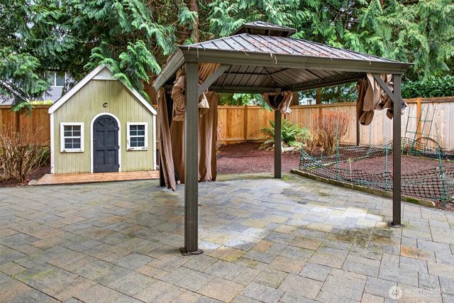14153 176th Avenue NE, Redmond, WA 98052