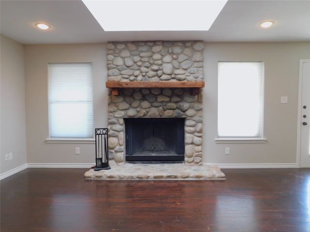 897 John George Lane, Sanger, TX 76266