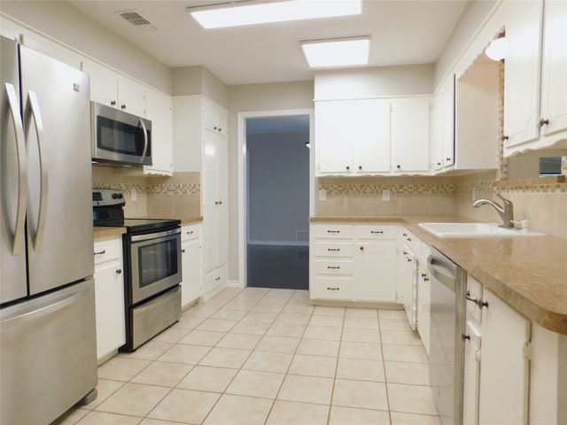 897 John George Lane, Sanger, TX 76266