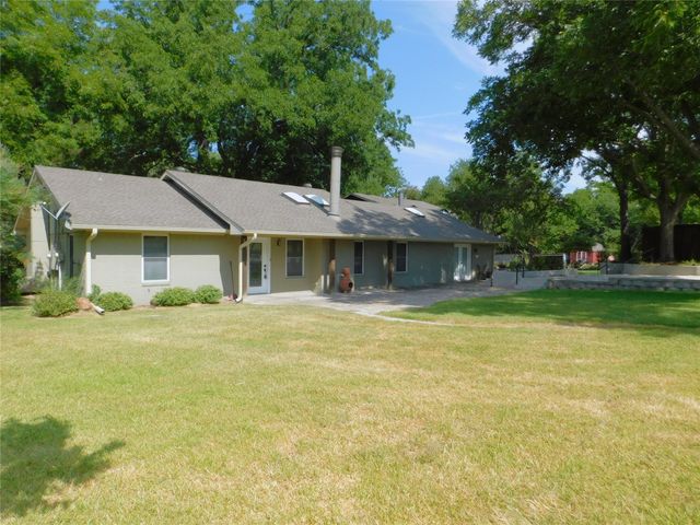 897 John George Lane, Sanger, TX 76266