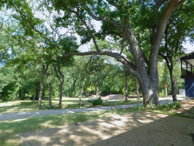 897 John George Lane, Sanger, TX 76266