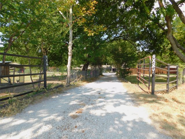 897 John George Lane, Sanger, TX 76266