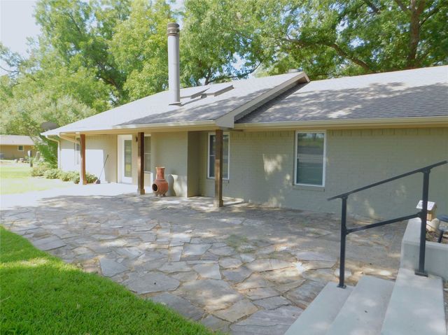 897 John George Lane, Sanger, TX 76266