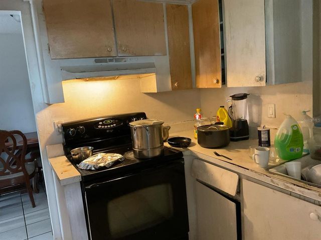 2329 W DORIS STREET, Kissimmee, FL 34741