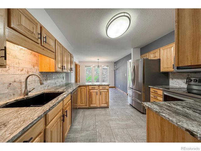 461 Karsh Drive, Longmont, CO 80504