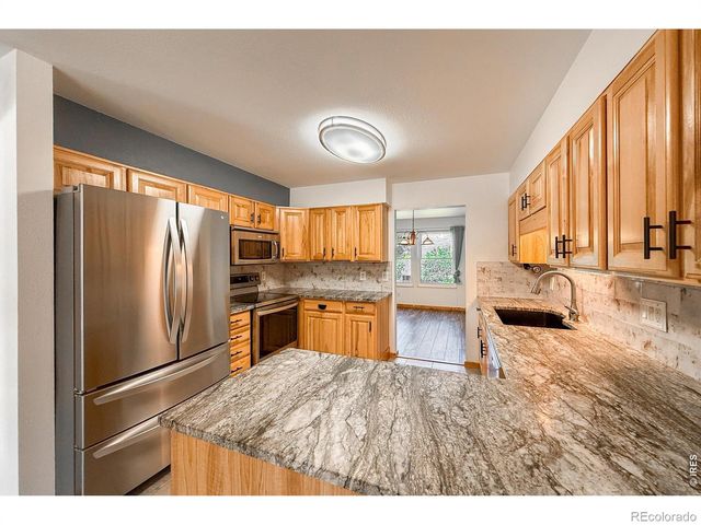 461 Karsh Drive, Longmont, CO 80504