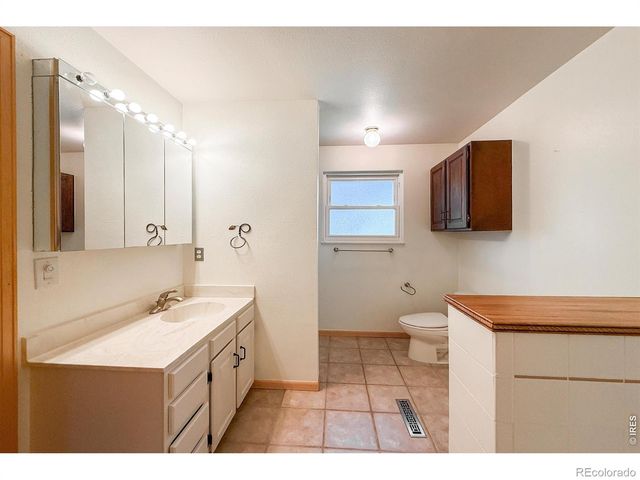 461 Karsh Drive, Longmont, CO 80504
