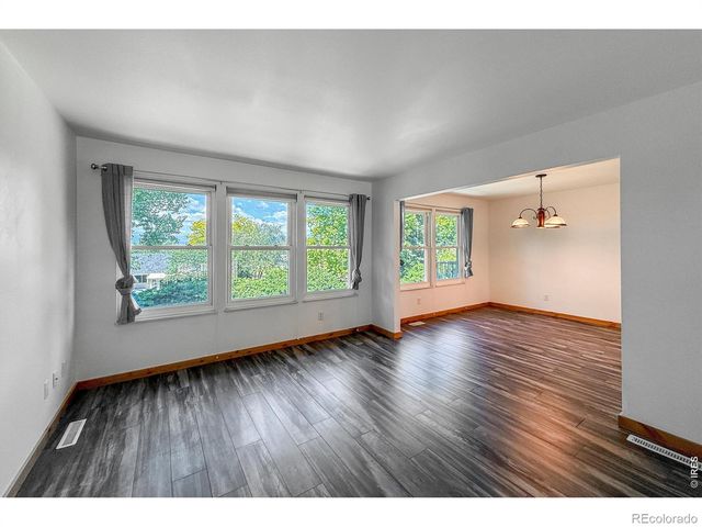 461 Karsh Drive, Longmont, CO 80504