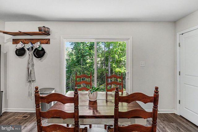 18049 JACKSON DR, Bowling Green, VA 22427