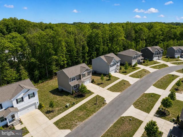 18049 JACKSON DR, Bowling Green, VA 22427