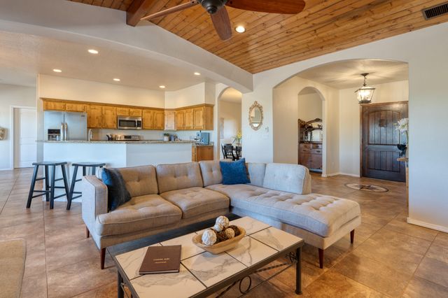 9 TROYA Court, Tijeras, NM 87059