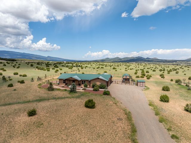 9 TROYA Court, Tijeras, NM 87059