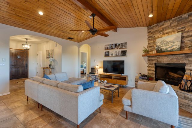 9 TROYA Court, Tijeras, NM 87059