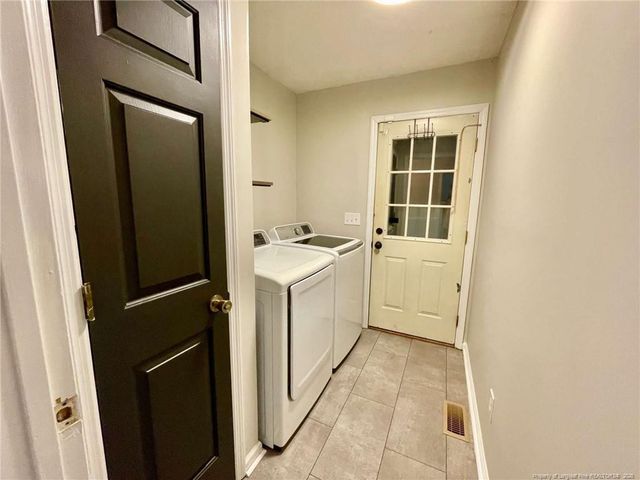 6736 ST Julian Way, Fayetteville, NC 28314
