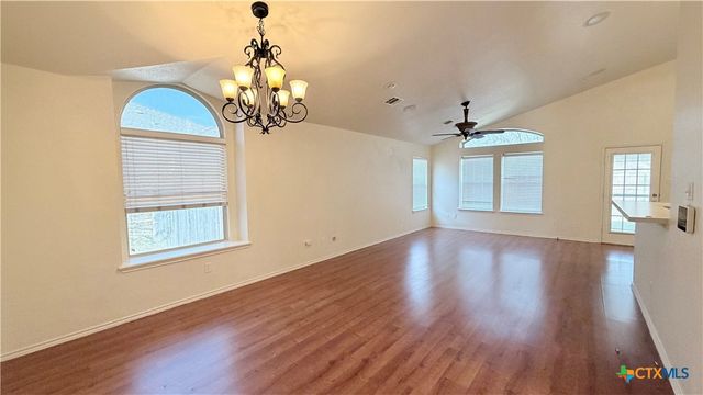 7204 Rickey Drive, Temple, TX 76502