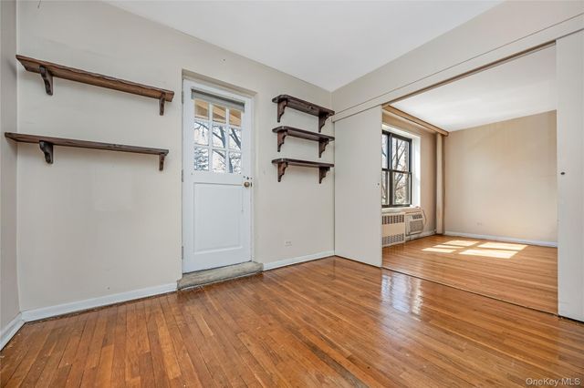 8035 Springfield Boulevard 3C, Bellerose Manor, NY 11427