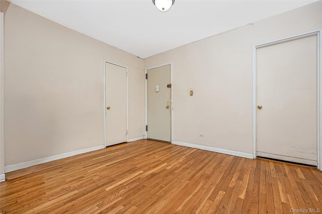 8035 Springfield Boulevard 3C, Bellerose Manor, NY 11427