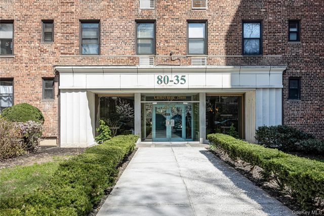 8035 Springfield Boulevard 3C, Bellerose Manor, NY 11427