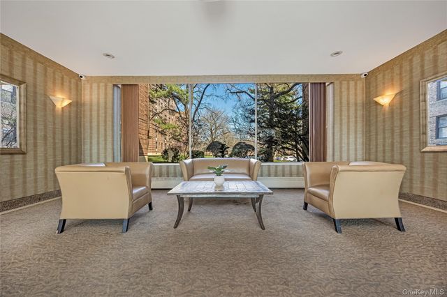 8035 Springfield Boulevard 3C, Bellerose Manor, NY 11427
