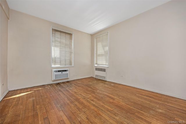 8035 Springfield Boulevard 3C, Bellerose Manor, NY 11427