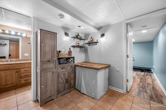 710 Redwood Court, Genoa, IL 60135