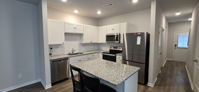 1230 Mason Dl, Columbia, TN 38401