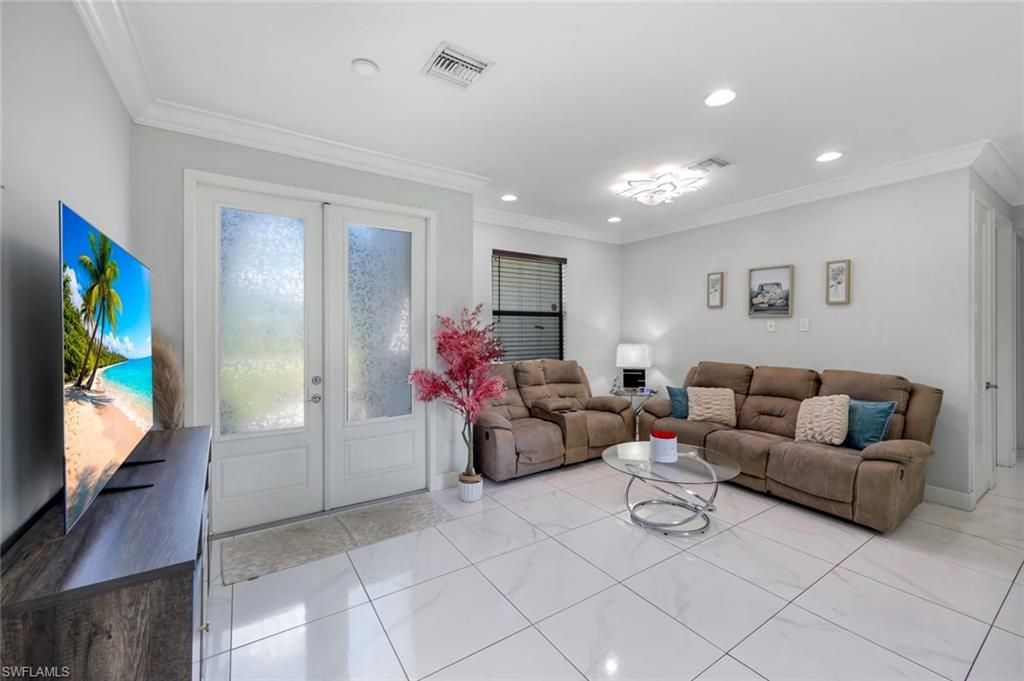 543 20th ST SE, NAPLES, FL 34117 — photo 5
