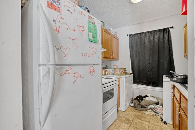 185 Oak St, Clarksville, TN 37042