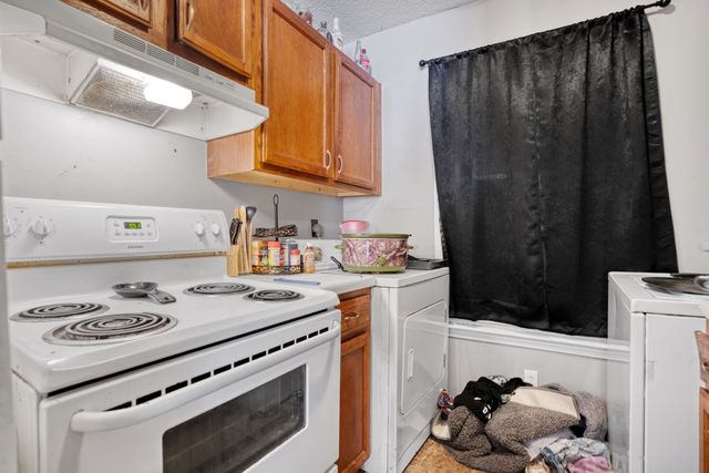 185 Oak St, Clarksville, TN 37042