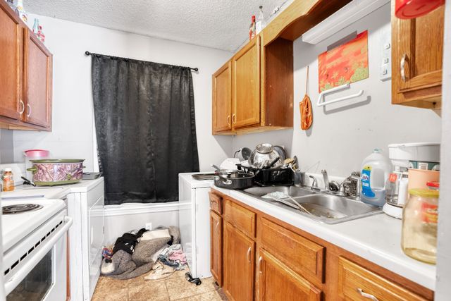 185 Oak St, Clarksville, TN 37042