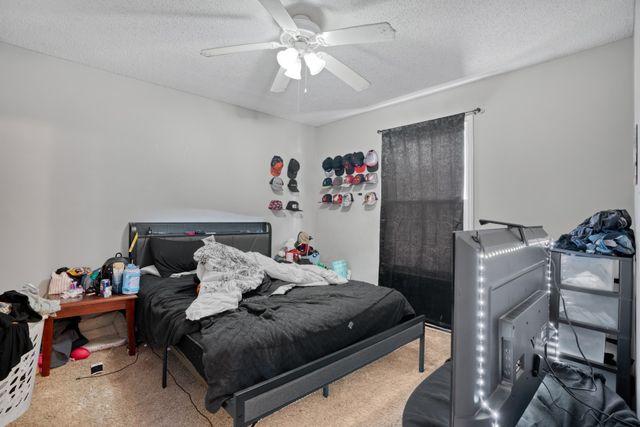 185 Oak St, Clarksville, TN 37042