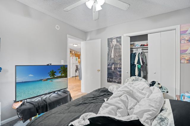 185 Oak St, Clarksville, TN 37042