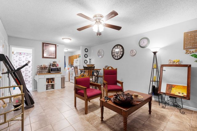 185 Oak St, Clarksville, TN 37042