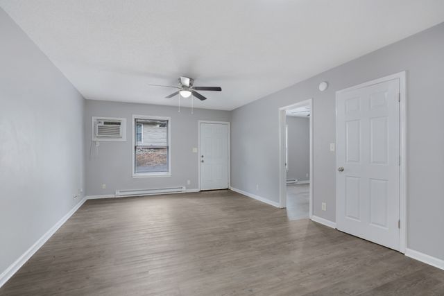 185 Oak St, Clarksville, TN 37042