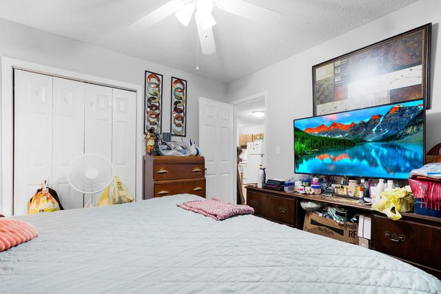 185 Oak St, Clarksville, TN 37042