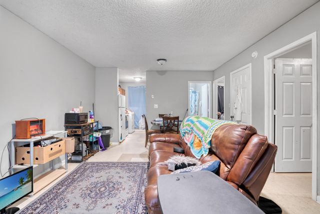 185 Oak St, Clarksville, TN 37042