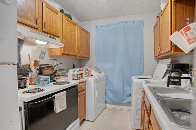 185 Oak St, Clarksville, TN 37042