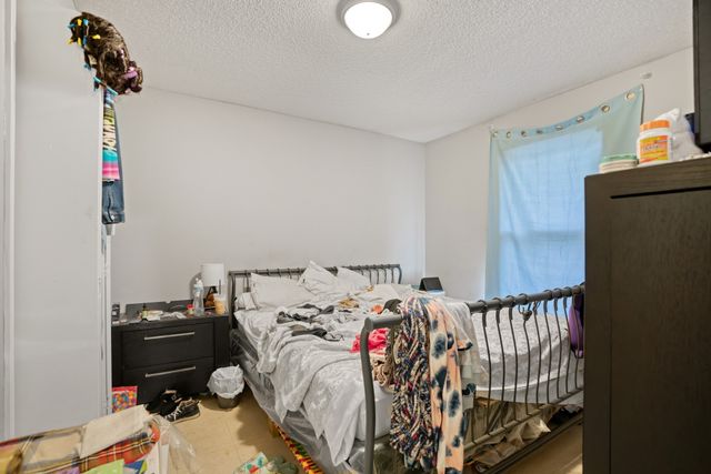 185 Oak St, Clarksville, TN 37042