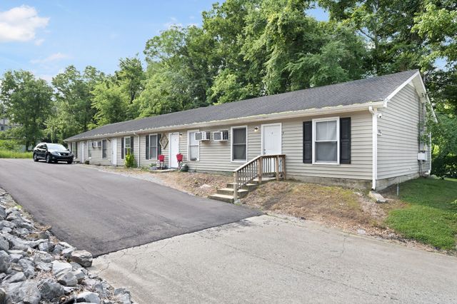 185 Oak St, Clarksville, TN 37042