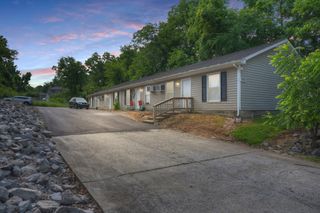 185 Oak St, Clarksville, TN 37042