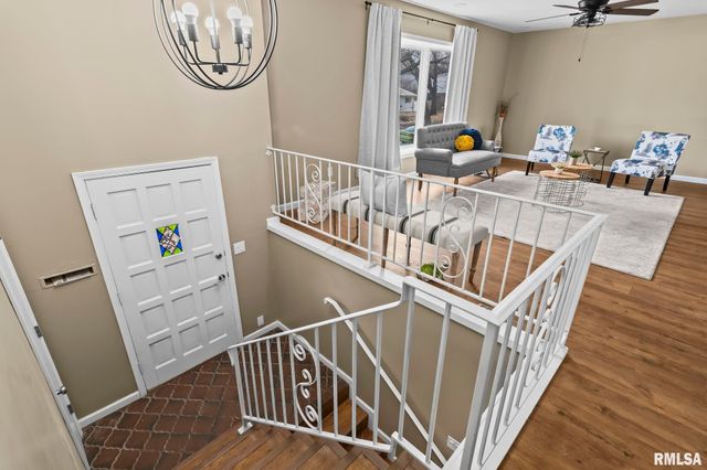 49 Bellerive Road, Springfield, IL 62704