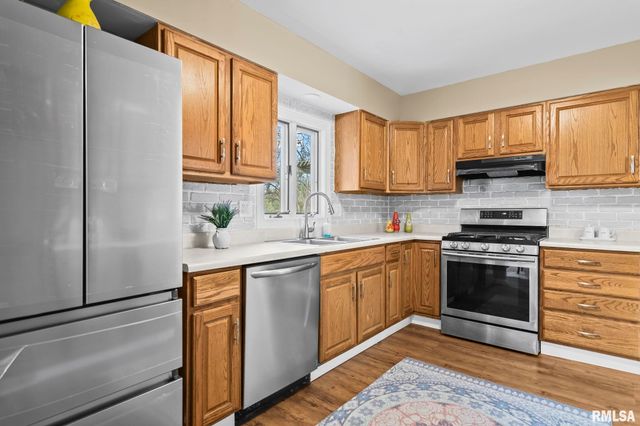 49 Bellerive Road, Springfield, IL 62704